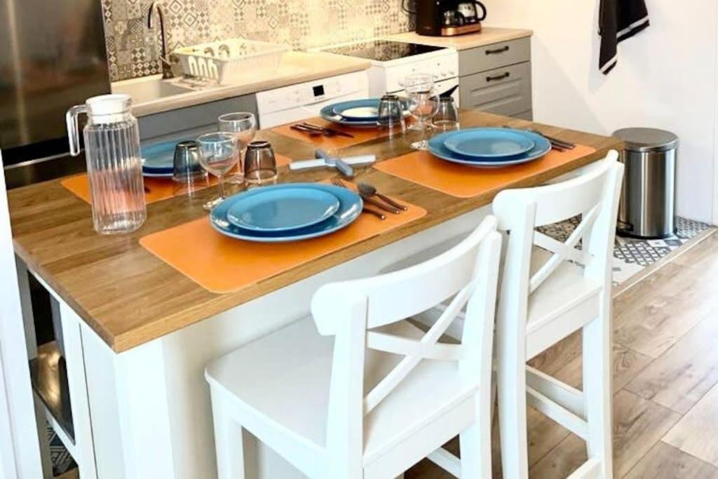 F2 Calme, Chateau, Grand Parquet, Foret Avon Luaran gambar